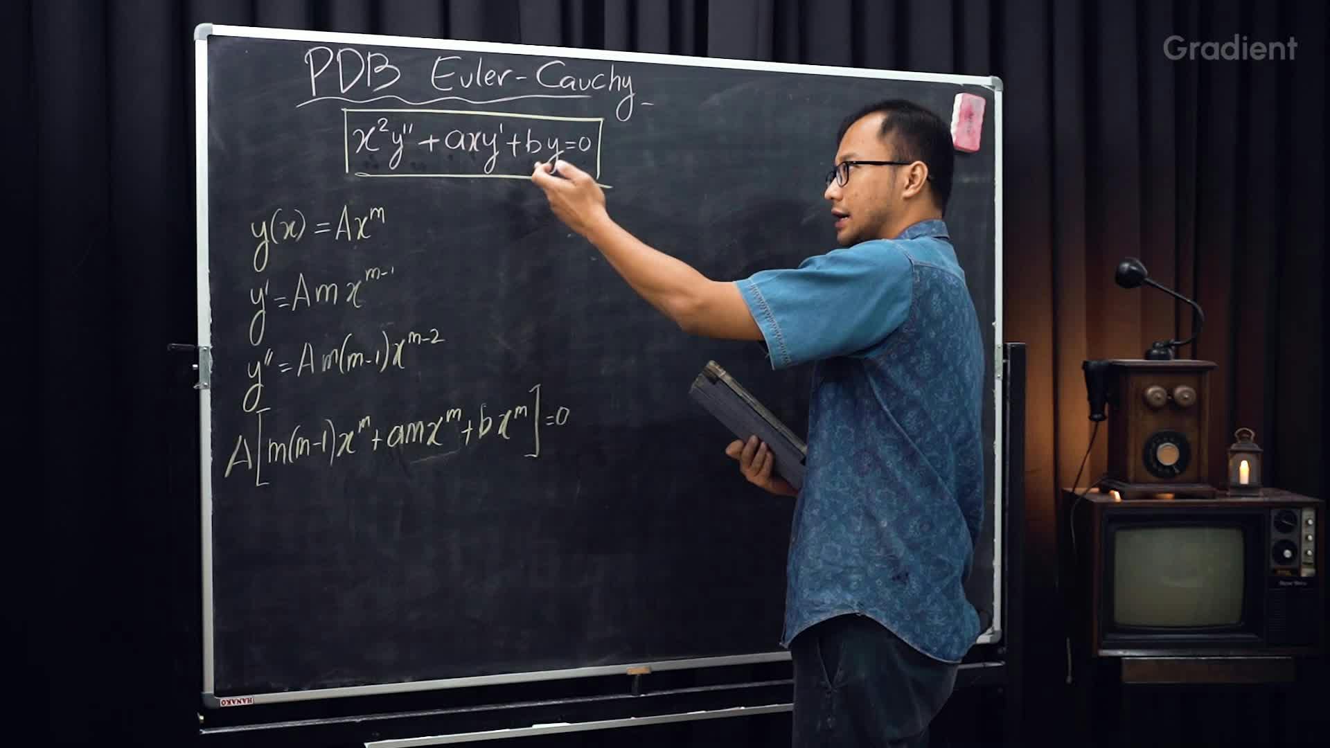 PDB Euler - Cauchy: Introduksi