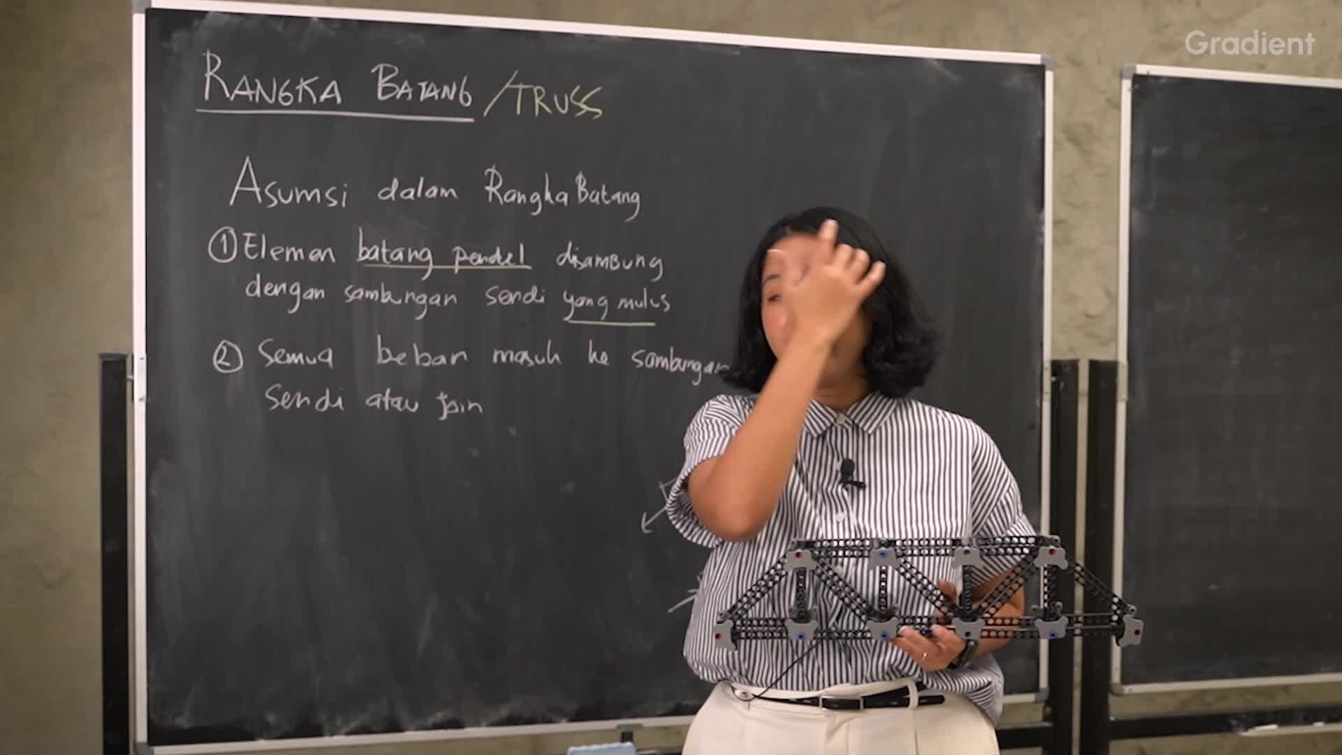 Asumsi dalam Rangka Batang